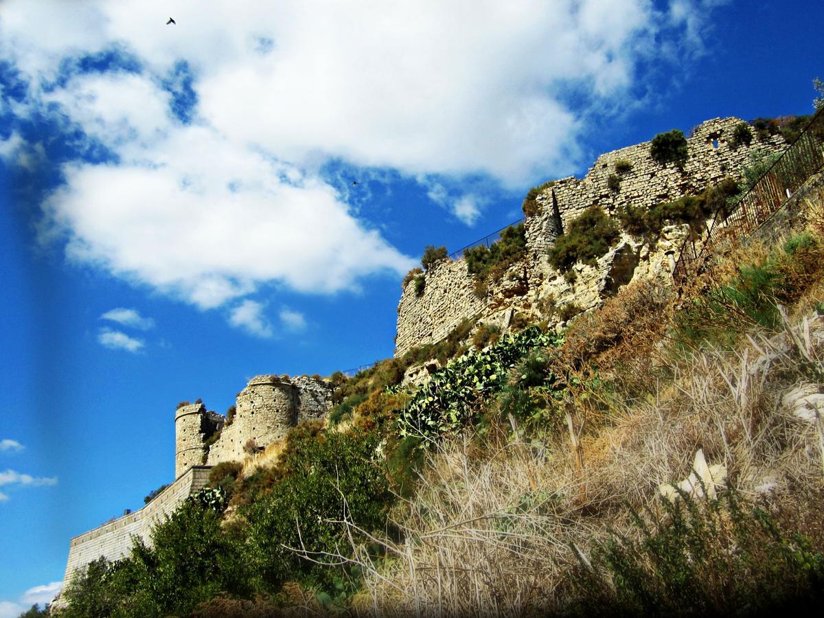 B&B Santapau Charme Living Licodia Eubea Εξωτερικό φωτογραφία